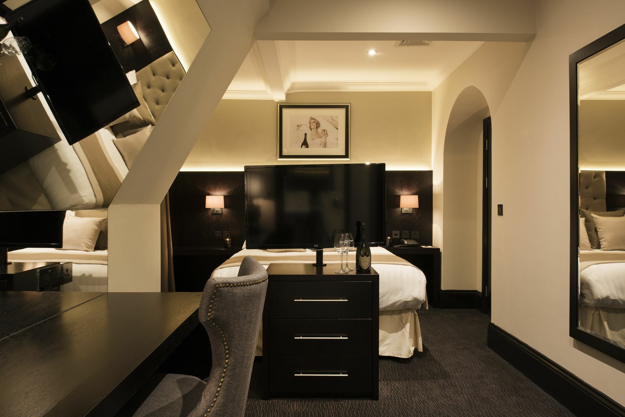 The Vermont Aparthotel Newcastle upon Tyne Zewnętrze zdjęcie